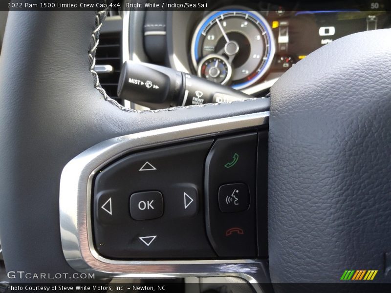  2022 1500 Limited Crew Cab 4x4 Steering Wheel