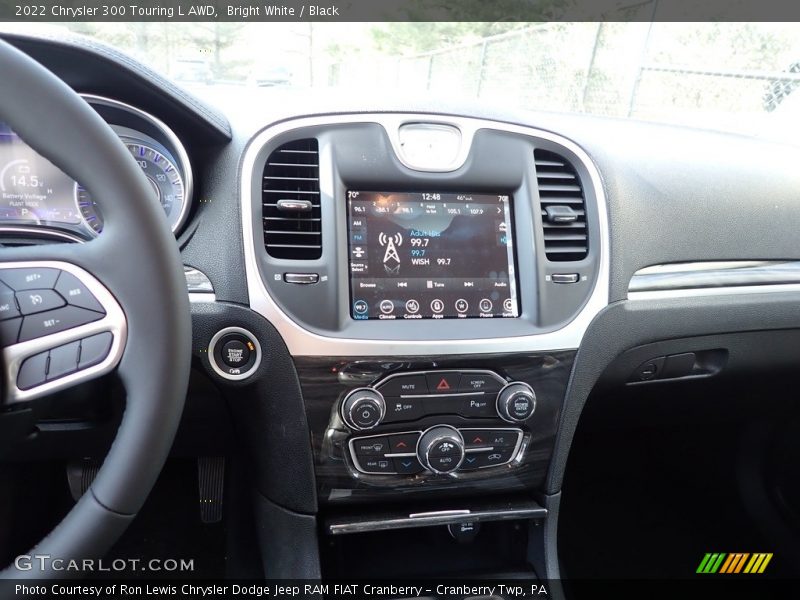 Bright White / Black 2022 Chrysler 300 Touring L AWD