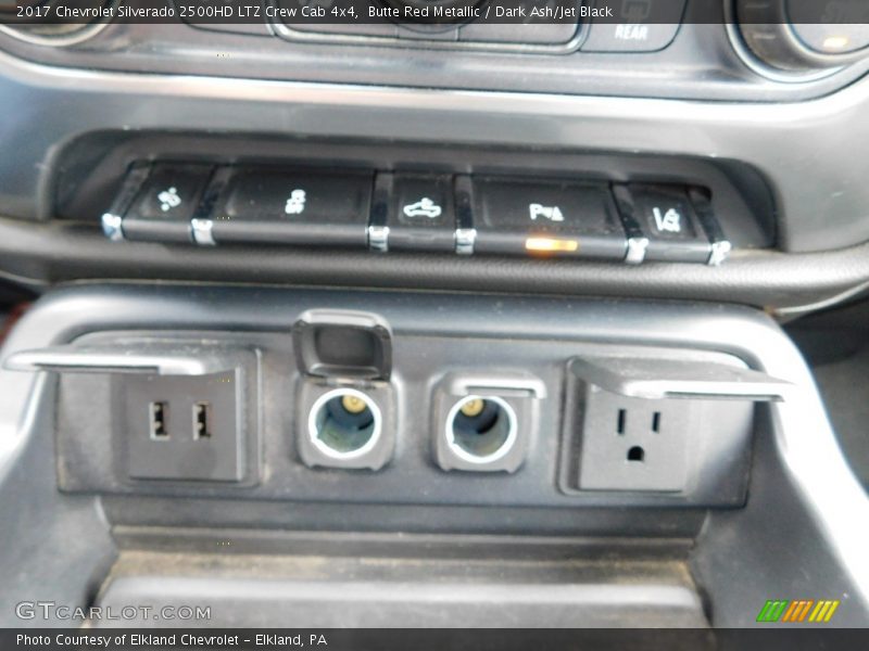Butte Red Metallic / Dark Ash/Jet Black 2017 Chevrolet Silverado 2500HD LTZ Crew Cab 4x4