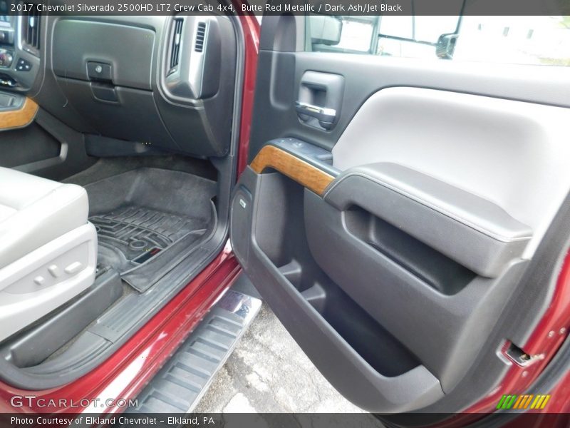 Butte Red Metallic / Dark Ash/Jet Black 2017 Chevrolet Silverado 2500HD LTZ Crew Cab 4x4