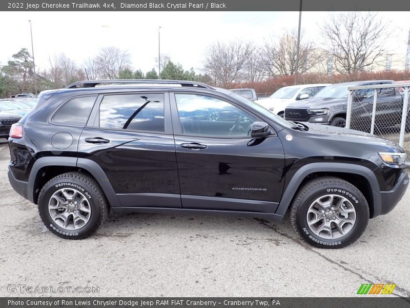 Diamond Black Crystal Pearl / Black 2022 Jeep Cherokee Trailhawk 4x4
