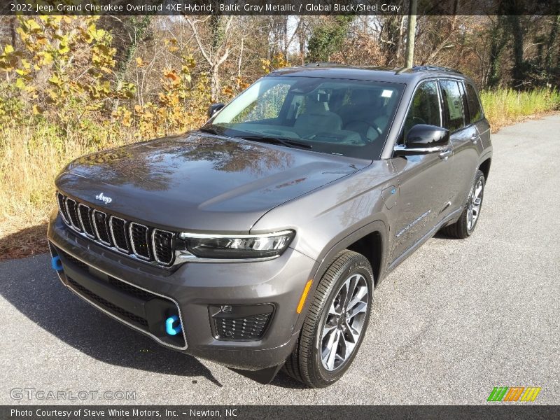Baltic Gray Metallic / Global Black/Steel Gray 2022 Jeep Grand Cherokee Overland 4XE Hybrid