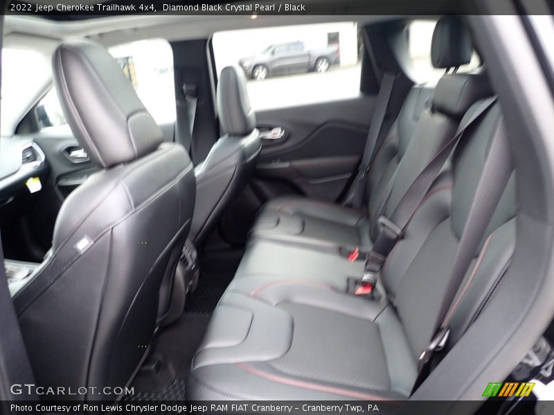 Diamond Black Crystal Pearl / Black 2022 Jeep Cherokee Trailhawk 4x4