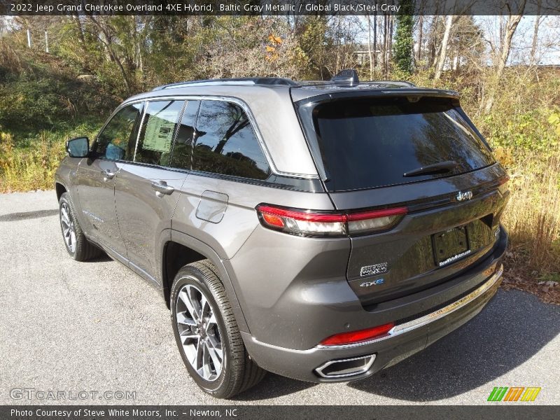 Baltic Gray Metallic / Global Black/Steel Gray 2022 Jeep Grand Cherokee Overland 4XE Hybrid