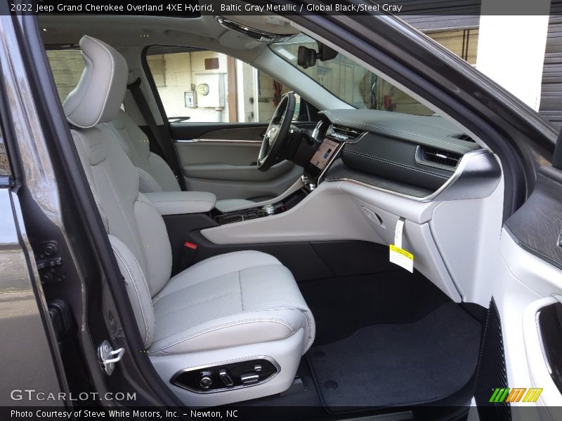 Front Seat of 2022 Grand Cherokee Overland 4XE Hybrid