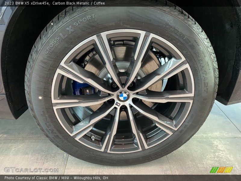  2023 X5 xDrive45e Wheel