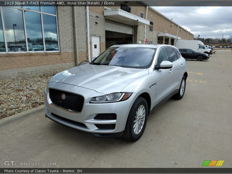 Indus Silver Metallic / Ebony 2019 Jaguar F-PACE Premium AWD