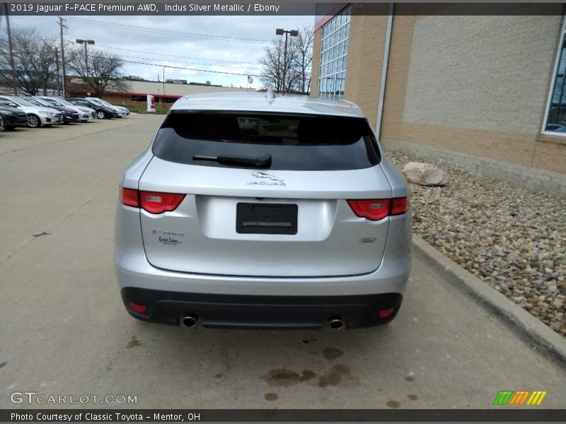 Indus Silver Metallic / Ebony 2019 Jaguar F-PACE Premium AWD