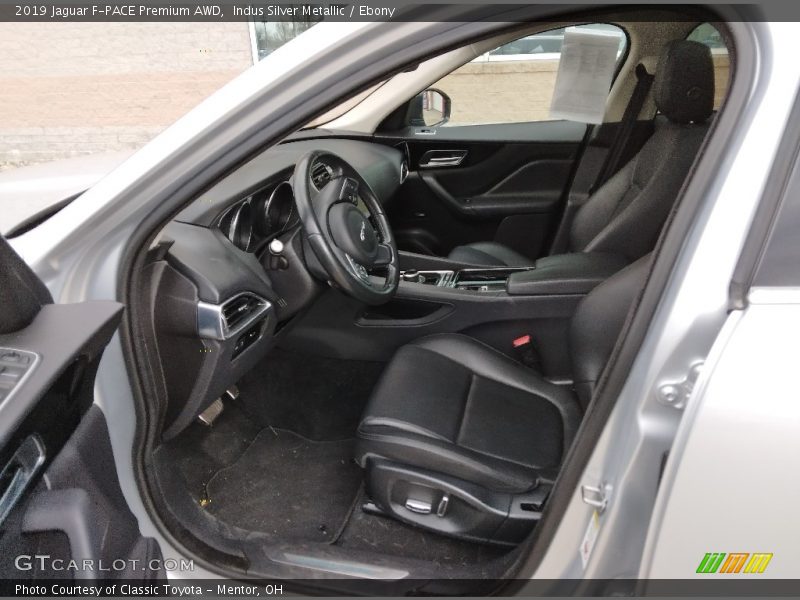Indus Silver Metallic / Ebony 2019 Jaguar F-PACE Premium AWD