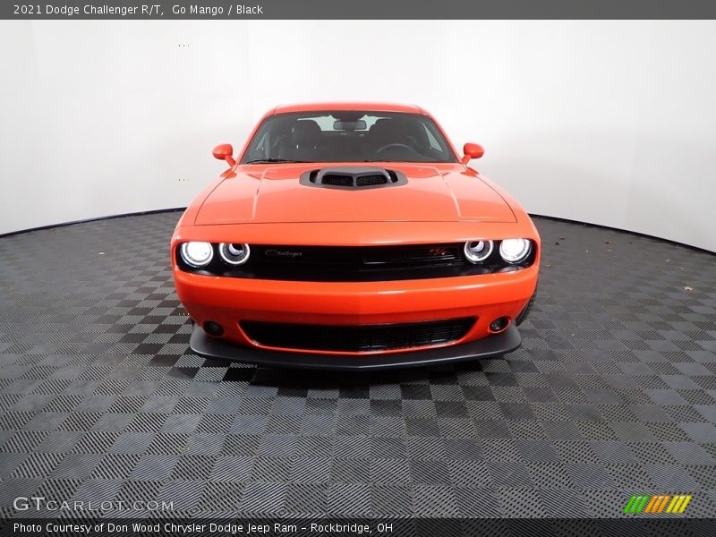 Go Mango / Black 2021 Dodge Challenger R/T