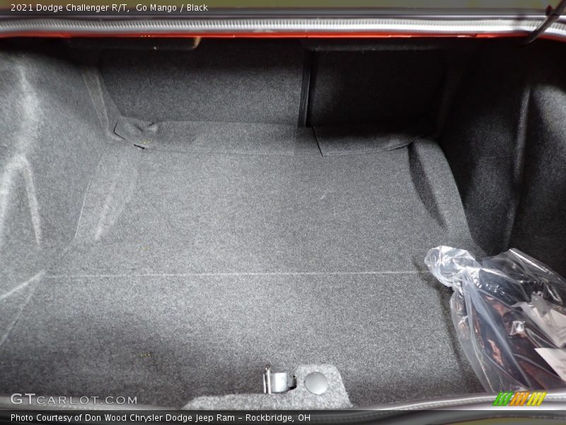 Go Mango / Black 2021 Dodge Challenger R/T