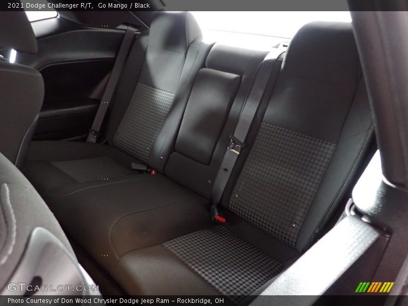 Go Mango / Black 2021 Dodge Challenger R/T
