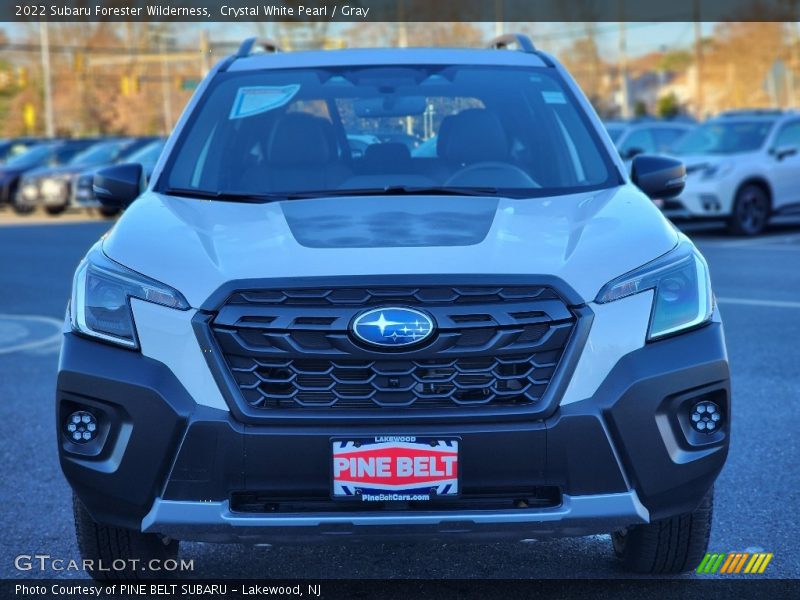 Crystal White Pearl / Gray 2022 Subaru Forester Wilderness