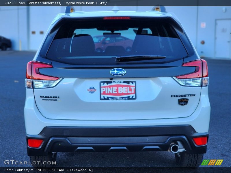 Crystal White Pearl / Gray 2022 Subaru Forester Wilderness