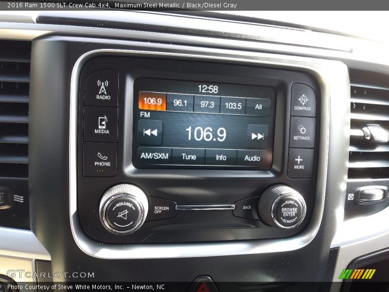 Audio System of 2016 1500 SLT Crew Cab 4x4