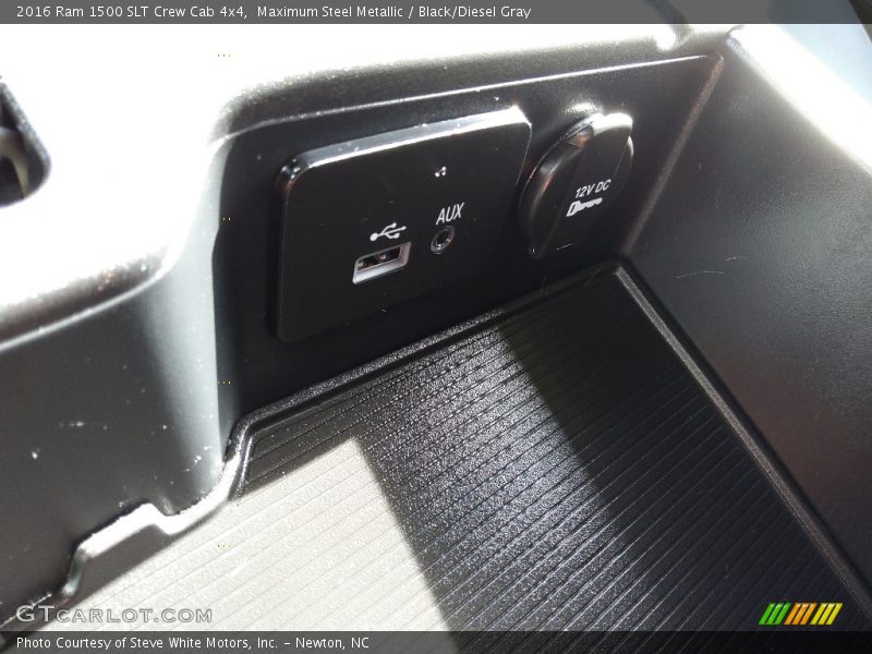 Maximum Steel Metallic / Black/Diesel Gray 2016 Ram 1500 SLT Crew Cab 4x4