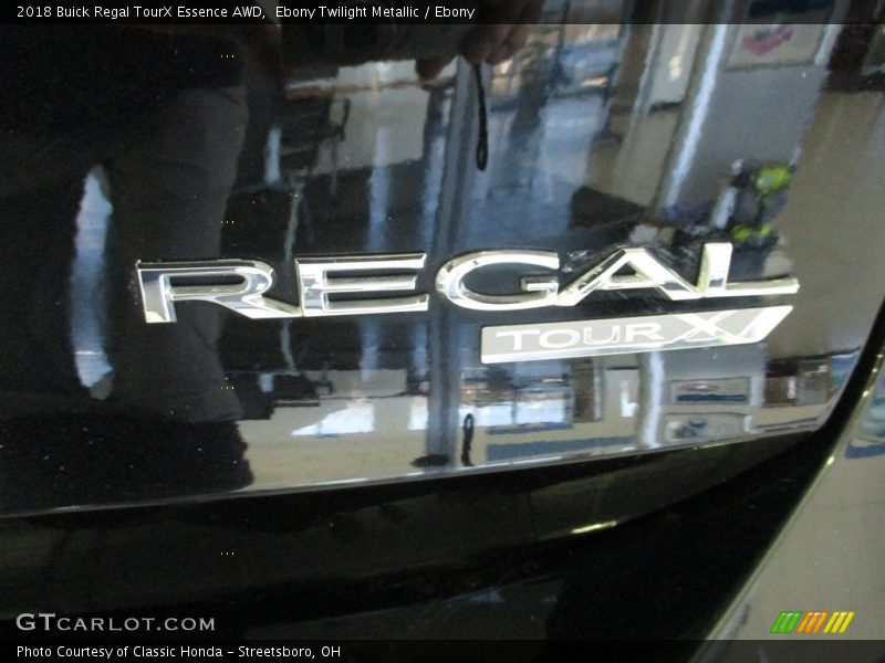 Ebony Twilight Metallic / Ebony 2018 Buick Regal TourX Essence AWD