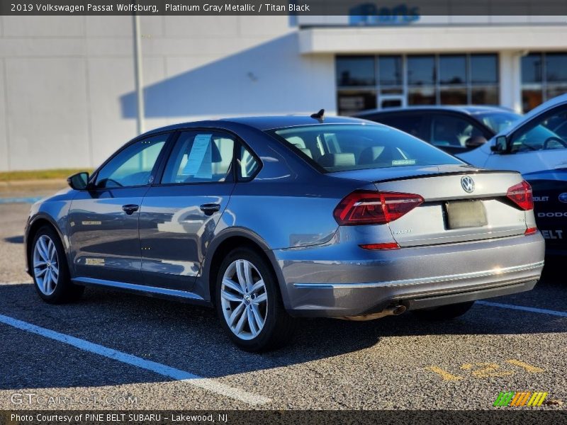 Platinum Gray Metallic / Titan Black 2019 Volkswagen Passat Wolfsburg