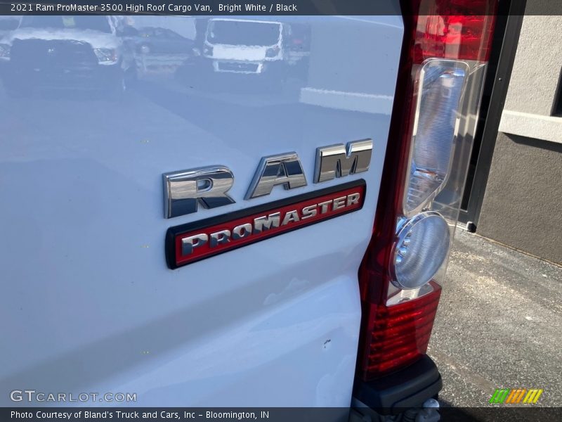 Bright White / Black 2021 Ram ProMaster 3500 High Roof Cargo Van