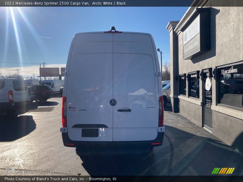 Arctic White / Black 2021 Mercedes-Benz Sprinter 2500 Cargo Van