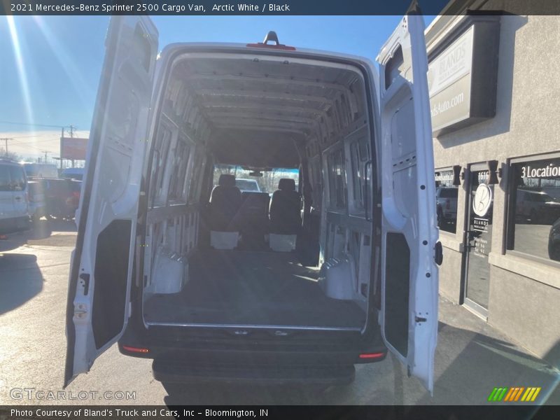 Arctic White / Black 2021 Mercedes-Benz Sprinter 2500 Cargo Van