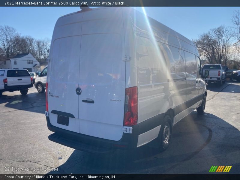 Arctic White / Black 2021 Mercedes-Benz Sprinter 2500 Cargo Van