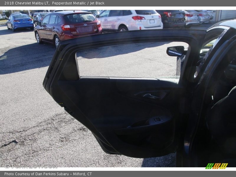 Pepperdust Metallic / Jet Black 2018 Chevrolet Malibu LT