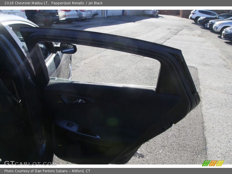 Pepperdust Metallic / Jet Black 2018 Chevrolet Malibu LT