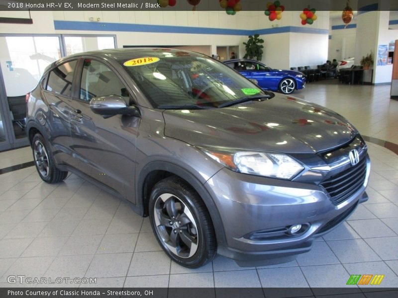 Front 3/4 View of 2018 HR-V EX