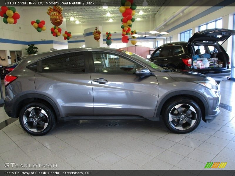 Modern Steel Metallic / Black 2018 Honda HR-V EX