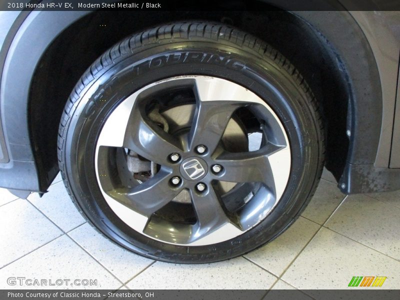 Modern Steel Metallic / Black 2018 Honda HR-V EX