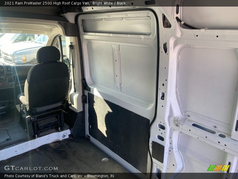 Bright White / Black 2021 Ram ProMaster 2500 High Roof Cargo Van