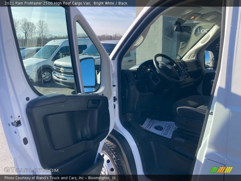 Bright White / Black 2021 Ram ProMaster 2500 High Roof Cargo Van