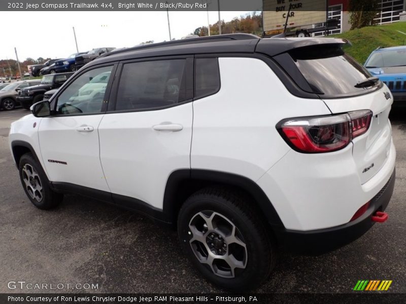 Bright White / Black/Ruby Red 2022 Jeep Compass Trailhawk 4x4