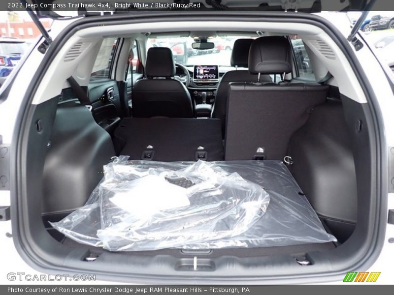 Bright White / Black/Ruby Red 2022 Jeep Compass Trailhawk 4x4