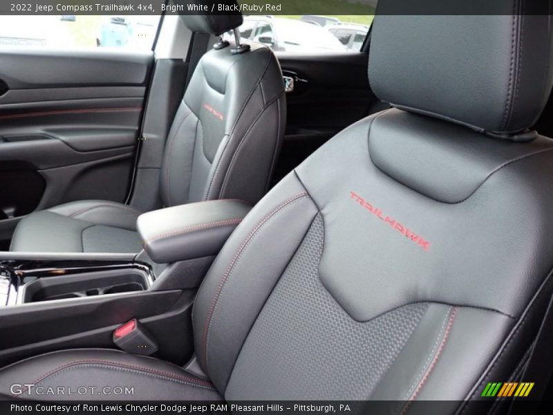 Bright White / Black/Ruby Red 2022 Jeep Compass Trailhawk 4x4