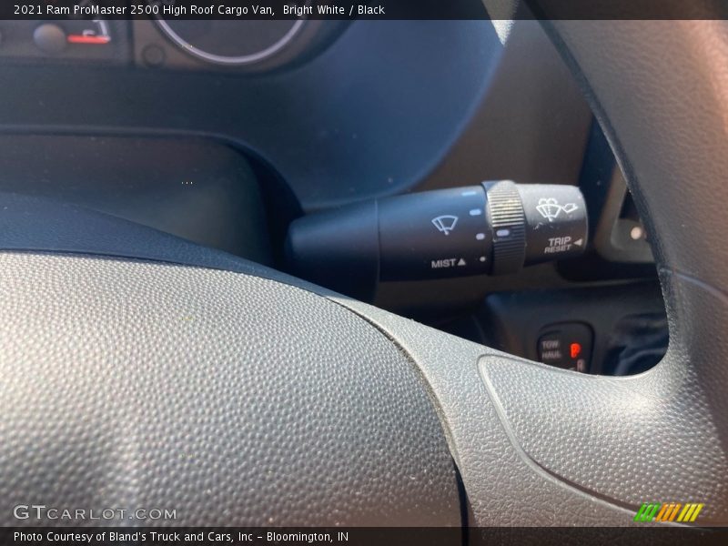 Bright White / Black 2021 Ram ProMaster 2500 High Roof Cargo Van
