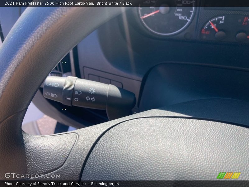 Bright White / Black 2021 Ram ProMaster 2500 High Roof Cargo Van
