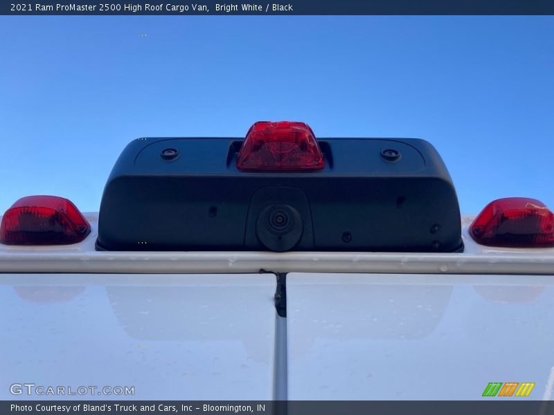 Bright White / Black 2021 Ram ProMaster 2500 High Roof Cargo Van