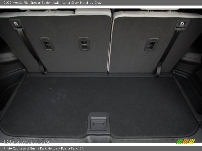 Lunar Silver Metallic / Gray 2022 Honda Pilot Special Edition AWD
