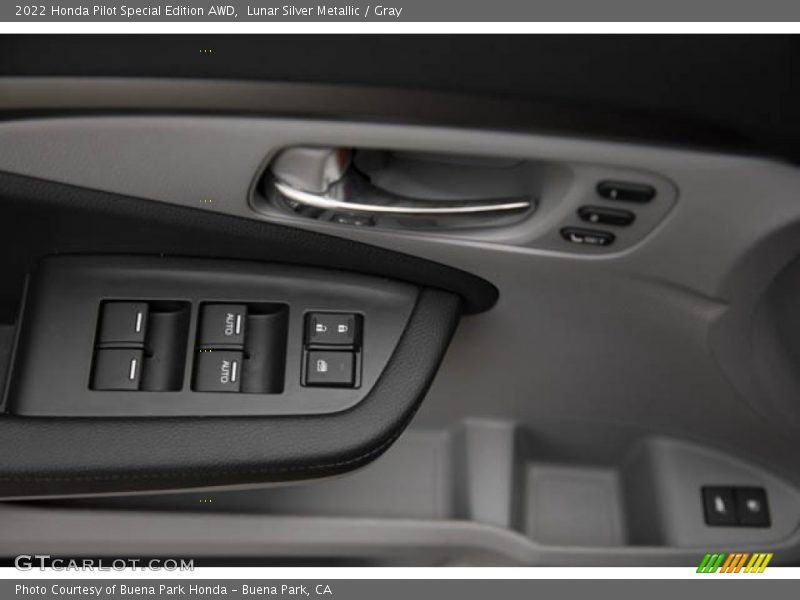 Lunar Silver Metallic / Gray 2022 Honda Pilot Special Edition AWD