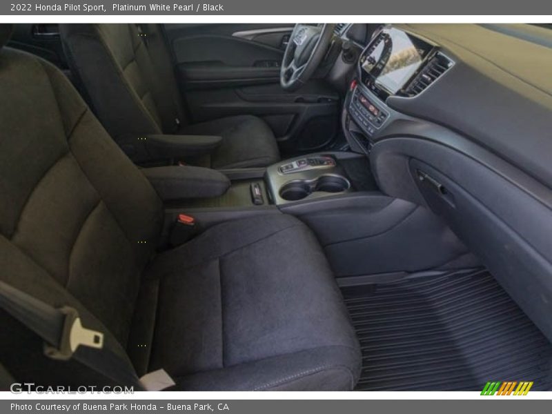 Platinum White Pearl / Black 2022 Honda Pilot Sport