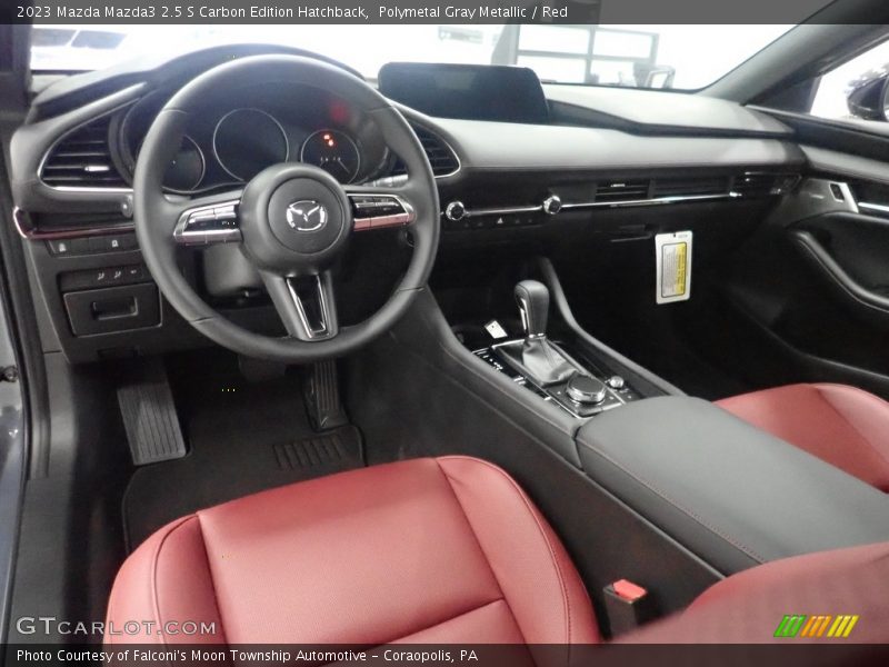 Polymetal Gray Metallic / Red 2023 Mazda Mazda3 2.5 S Carbon Edition Hatchback