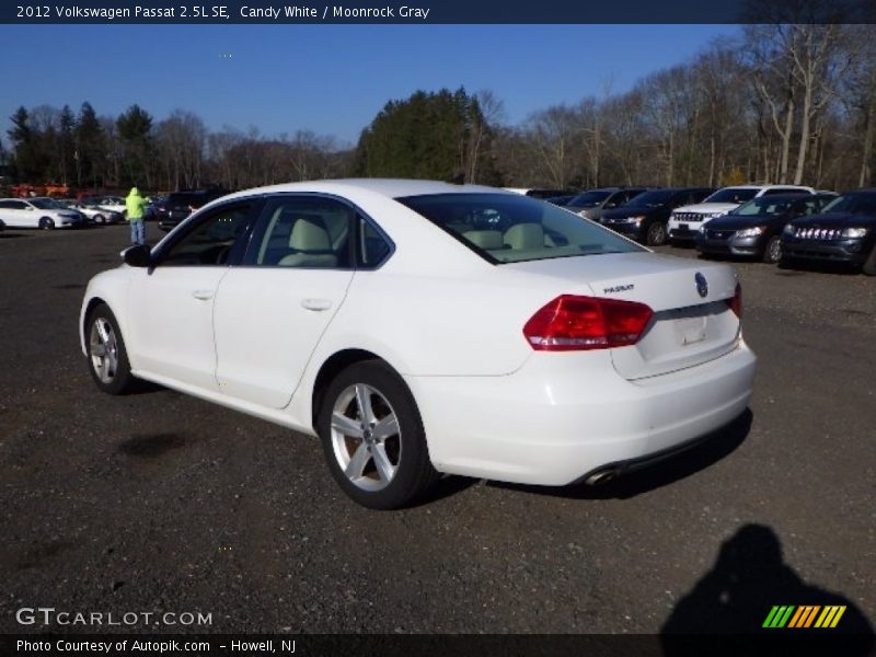 Candy White / Moonrock Gray 2012 Volkswagen Passat 2.5L SE