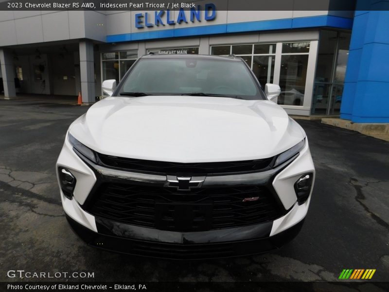 Iridescent Pearl Tricoat / Jet Black 2023 Chevrolet Blazer RS AWD