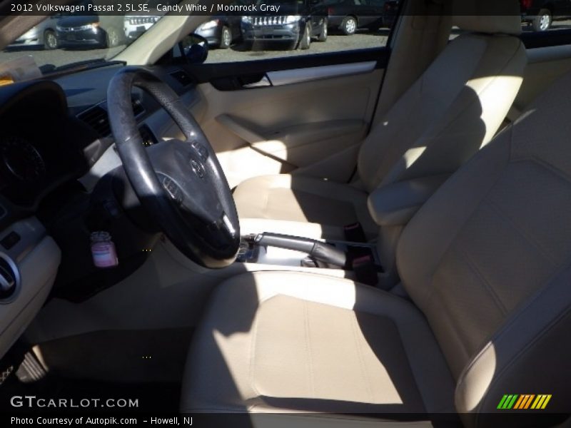 Candy White / Moonrock Gray 2012 Volkswagen Passat 2.5L SE