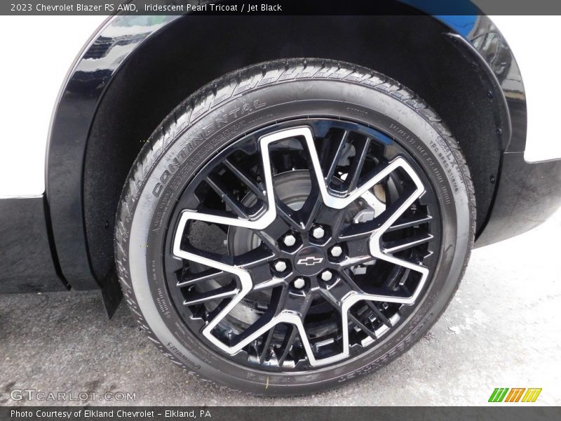 Iridescent Pearl Tricoat / Jet Black 2023 Chevrolet Blazer RS AWD