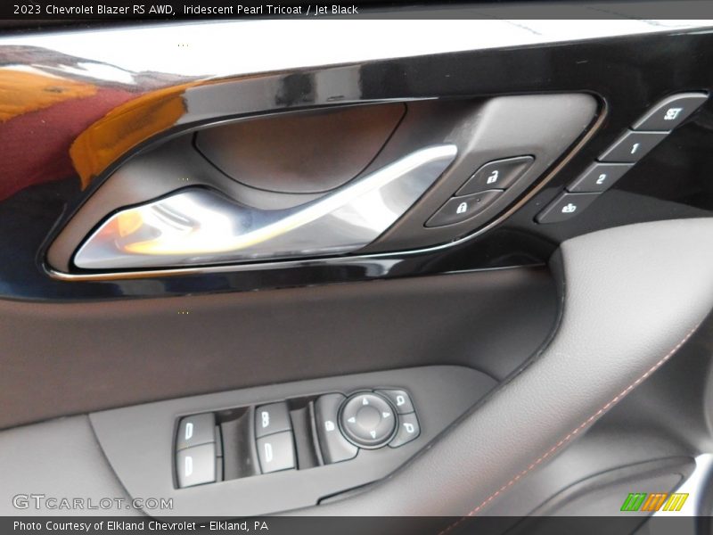 Iridescent Pearl Tricoat / Jet Black 2023 Chevrolet Blazer RS AWD