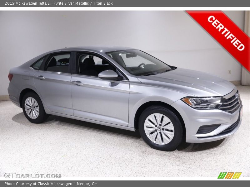 Pyrite Silver Metallic / Titan Black 2019 Volkswagen Jetta S