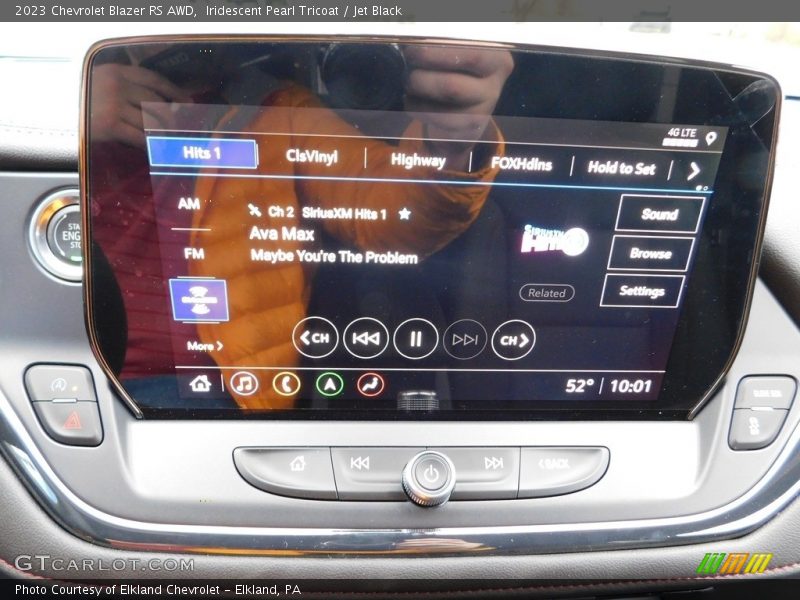 Iridescent Pearl Tricoat / Jet Black 2023 Chevrolet Blazer RS AWD